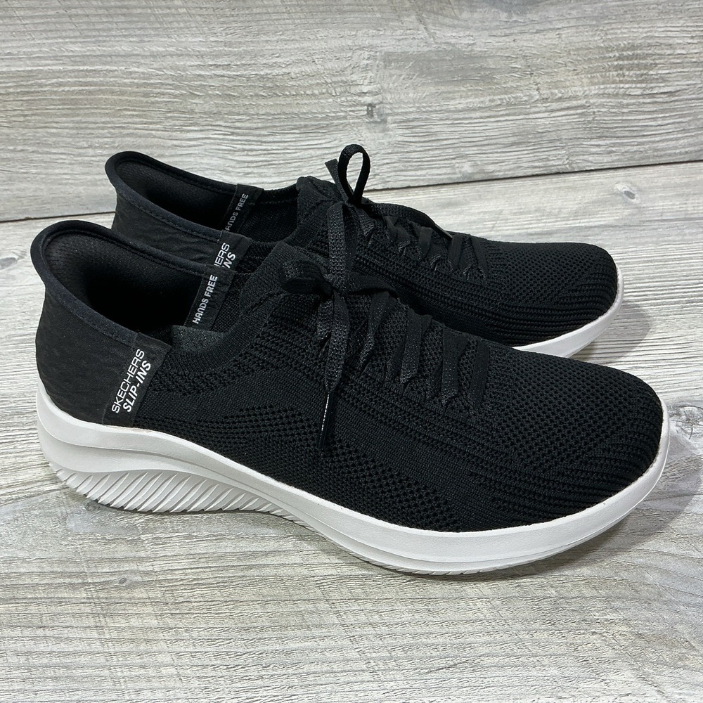 Skechers Slip-Ins Ultra Flex 3.0 Womens Size 7 Black Hands Free Comfort Sneakers